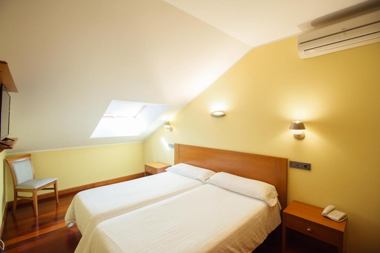 Hotel El Sella Cangas de Onis Exterior photo